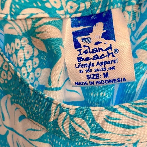 Island Beach Lifestyle Apparel Coverup - Picture 4 of 5